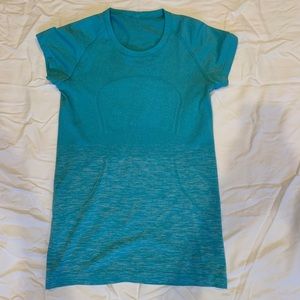 Lululemon Swiftly Breathe Short Sleeve